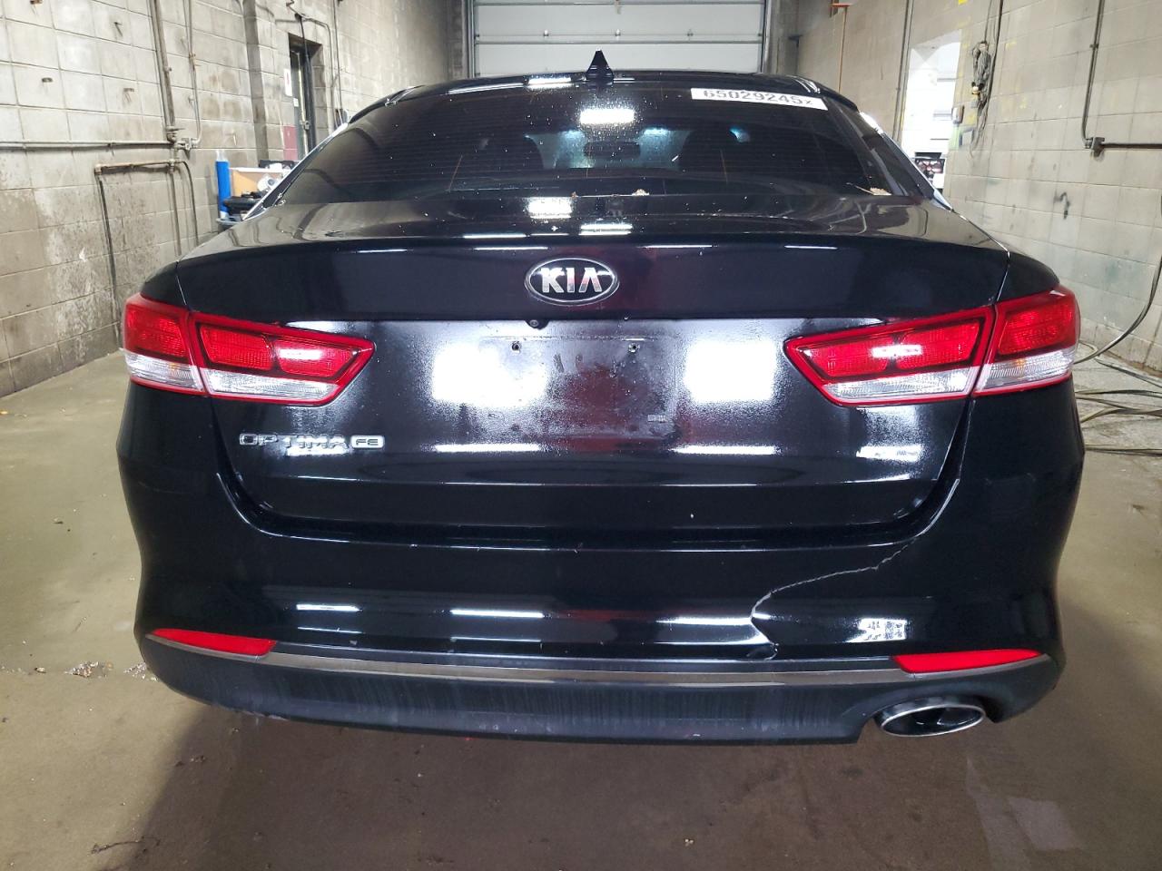 2017 Kia Optima Lx VIN: 5XXGT4L37HG165895 Lot: 65029245