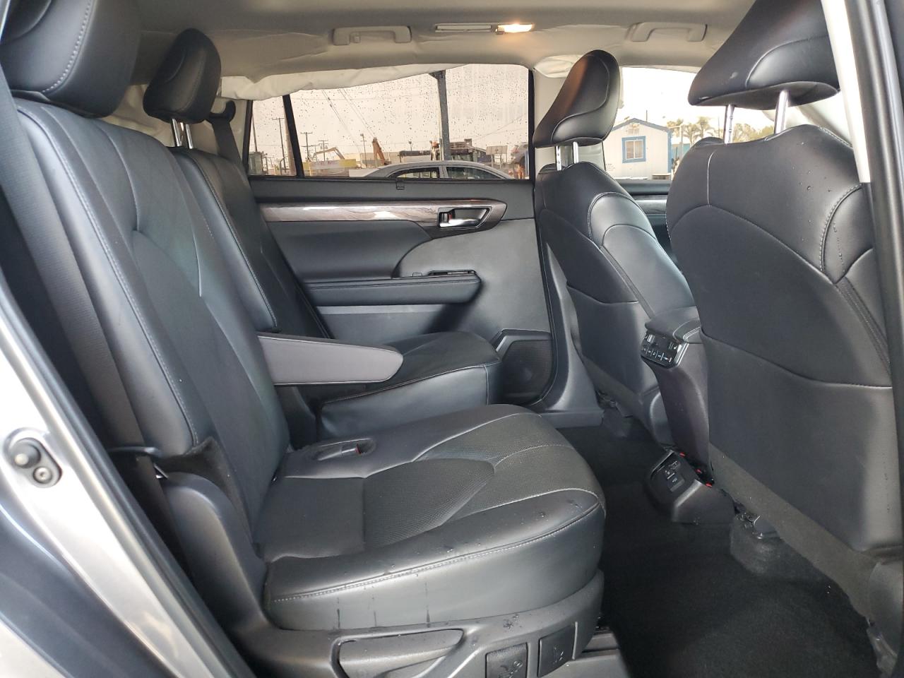 2024 Toyota Highlander Le VIN: 5TDKDRBH3RS541297 Lot: 65589555