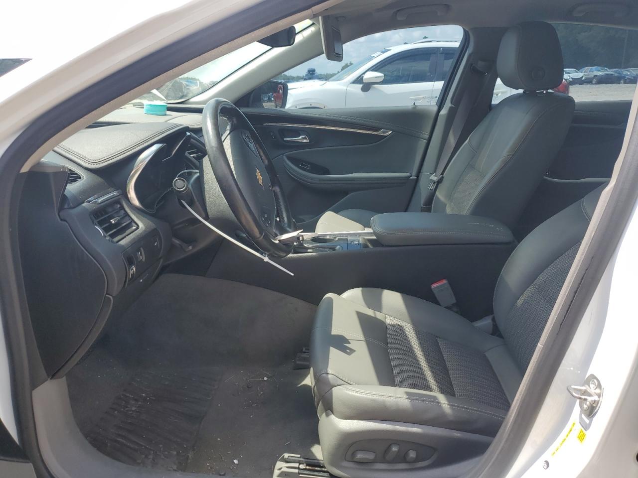 2017 Chevrolet Impala Lt VIN: 2G1105SA6H9131662 Lot: 63687395