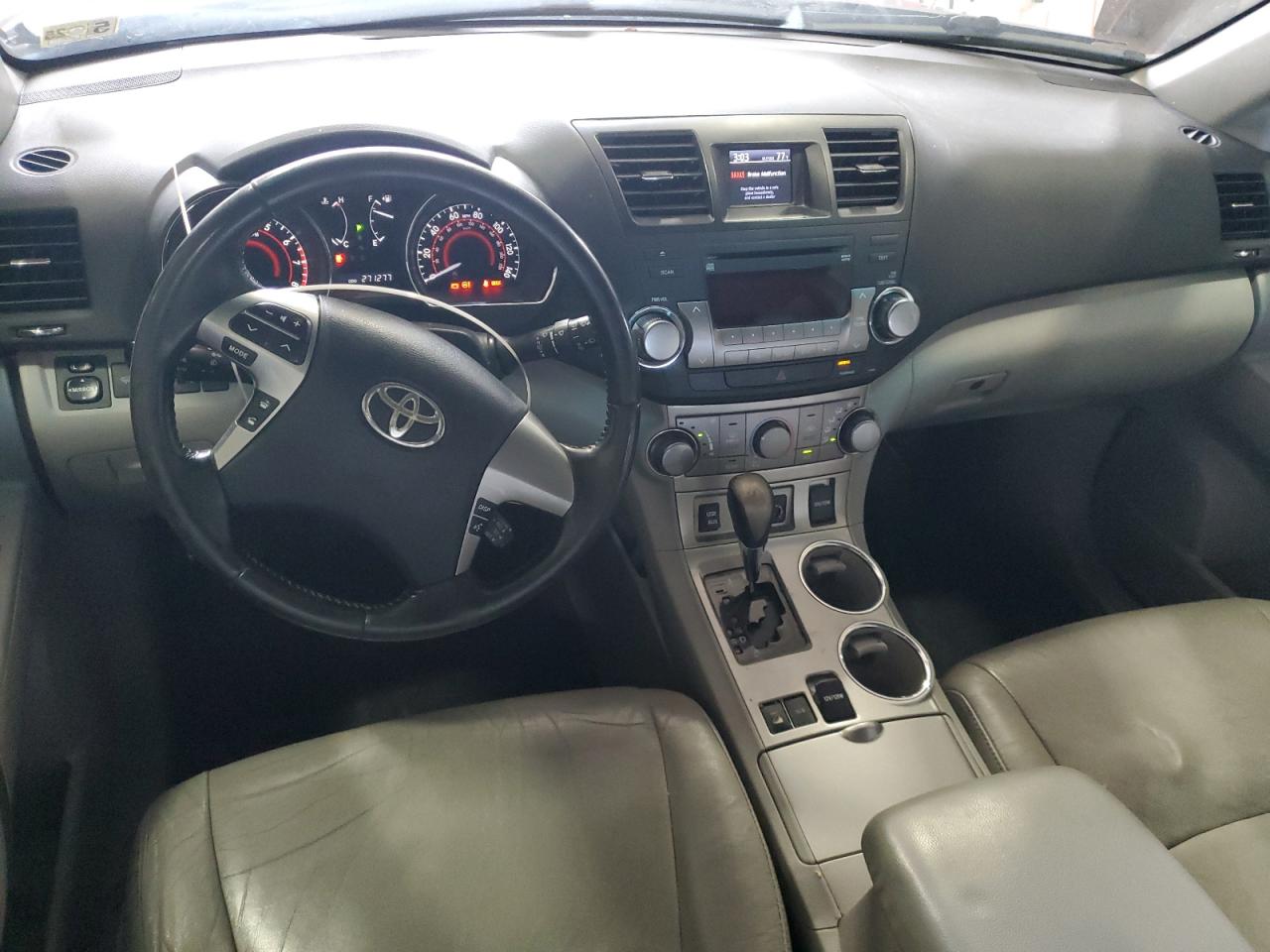 2011 Toyota Highlander Base VIN: 5TDBK3EH6BS044118 Lot: 62270545
