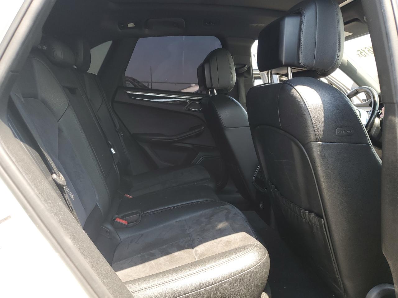 2017 Porsche Macan VIN: WP1AA2A56HLB81170 Lot: 63791615