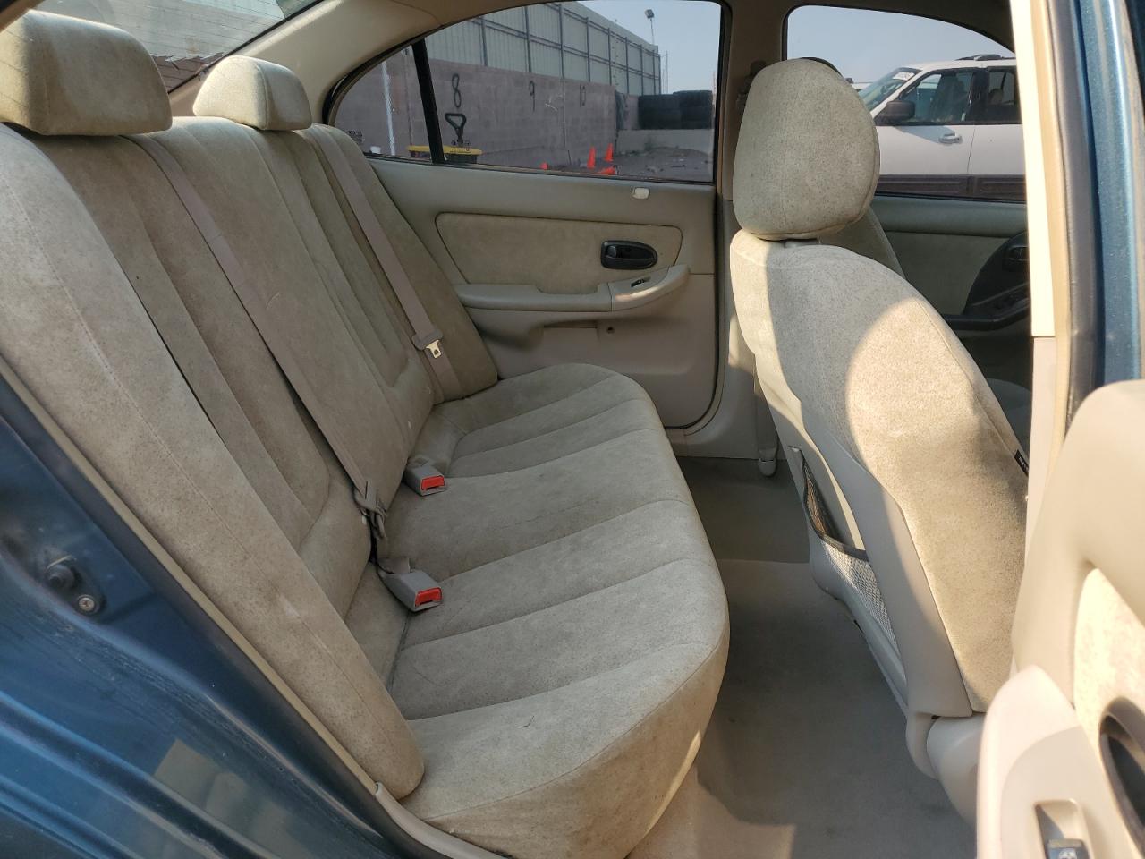 2002 Hyundai Elantra Gls VIN: KMHDN45D42U392655 Lot: 63441985