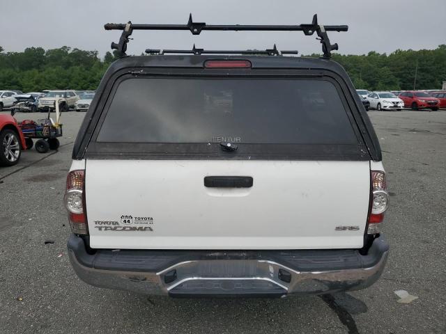 Pickups TOYOTA TACOMA 2014 Biały
