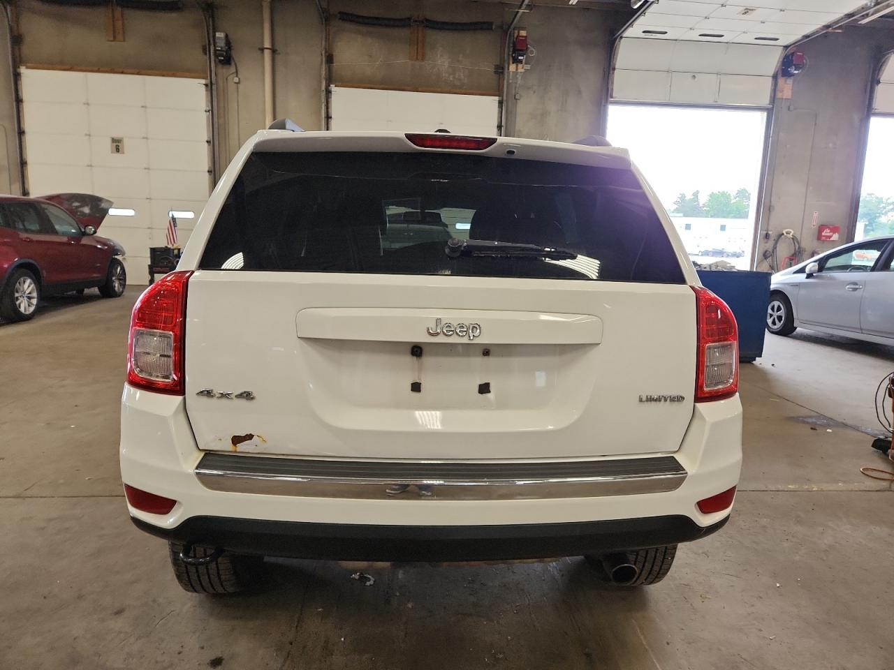 2011 Jeep Compass Limited VIN: 1J4NF5FB2BD263803 Lot: 64139365