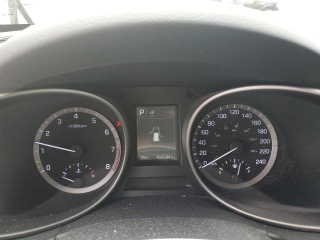 2018 HYUNDAI SANTA FE SE  