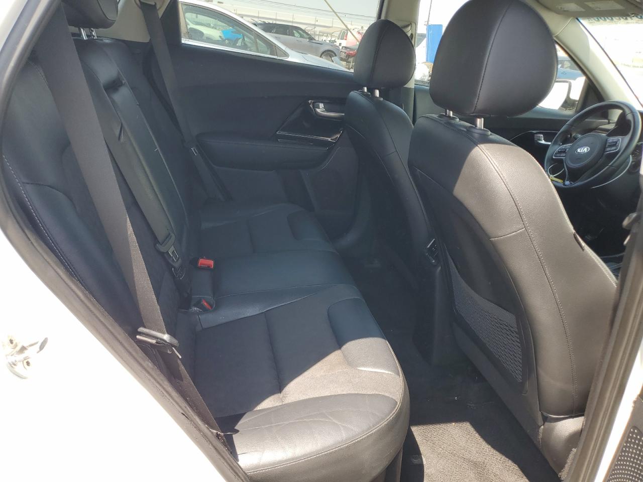 2019 Kia Niro Ex VIN: KNDCC3LC2K5351784 Lot: 65463565