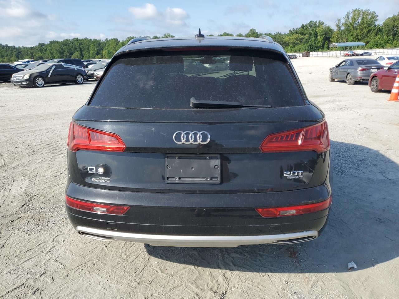 2018 Audi Q5 Premium VIN: WA1ANAFY8J2063114 Lot: 65220435