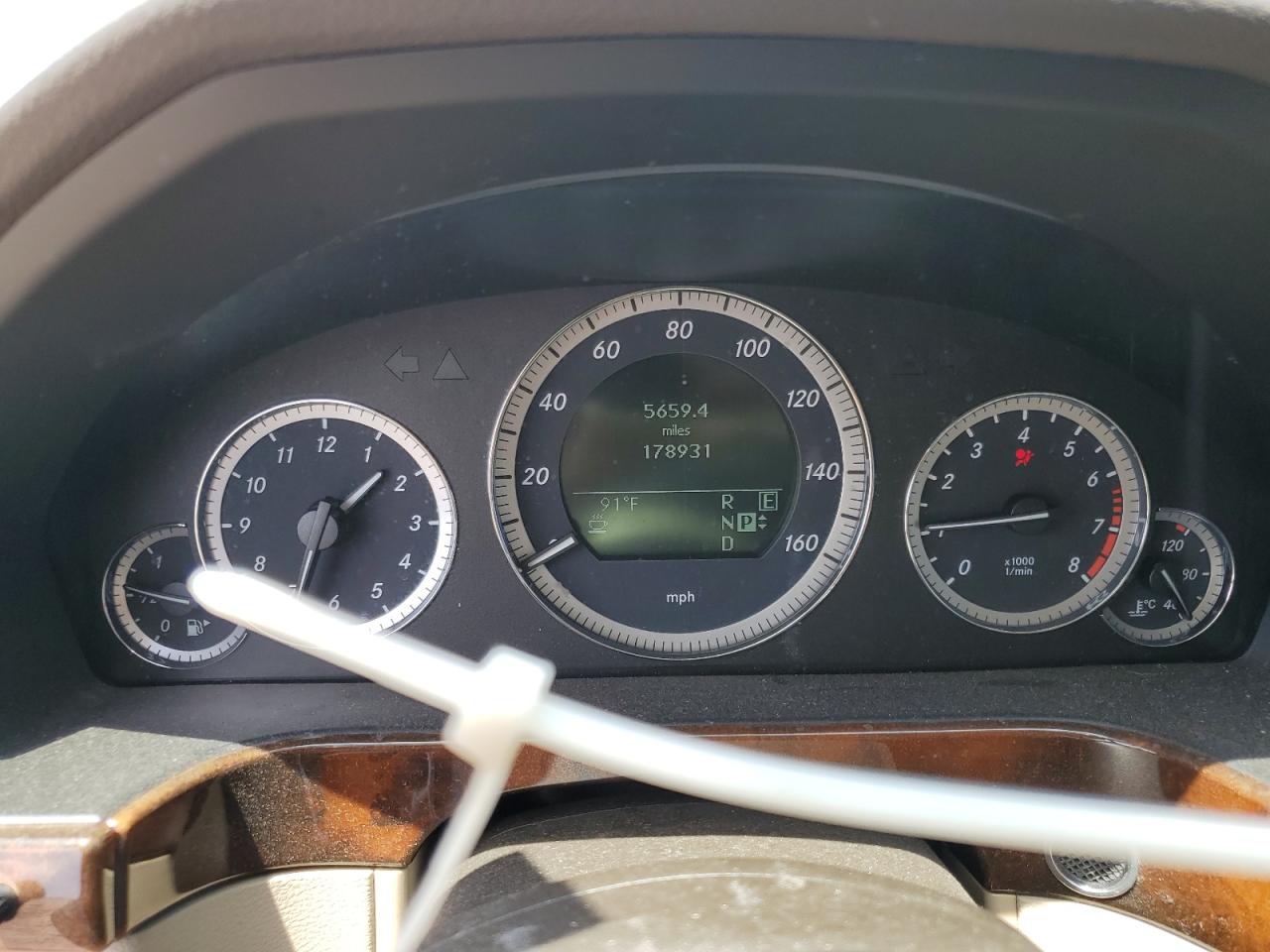 2011 Mercedes-Benz E 350 VIN: WDDHF5GB3BA419937 Lot: 64644055