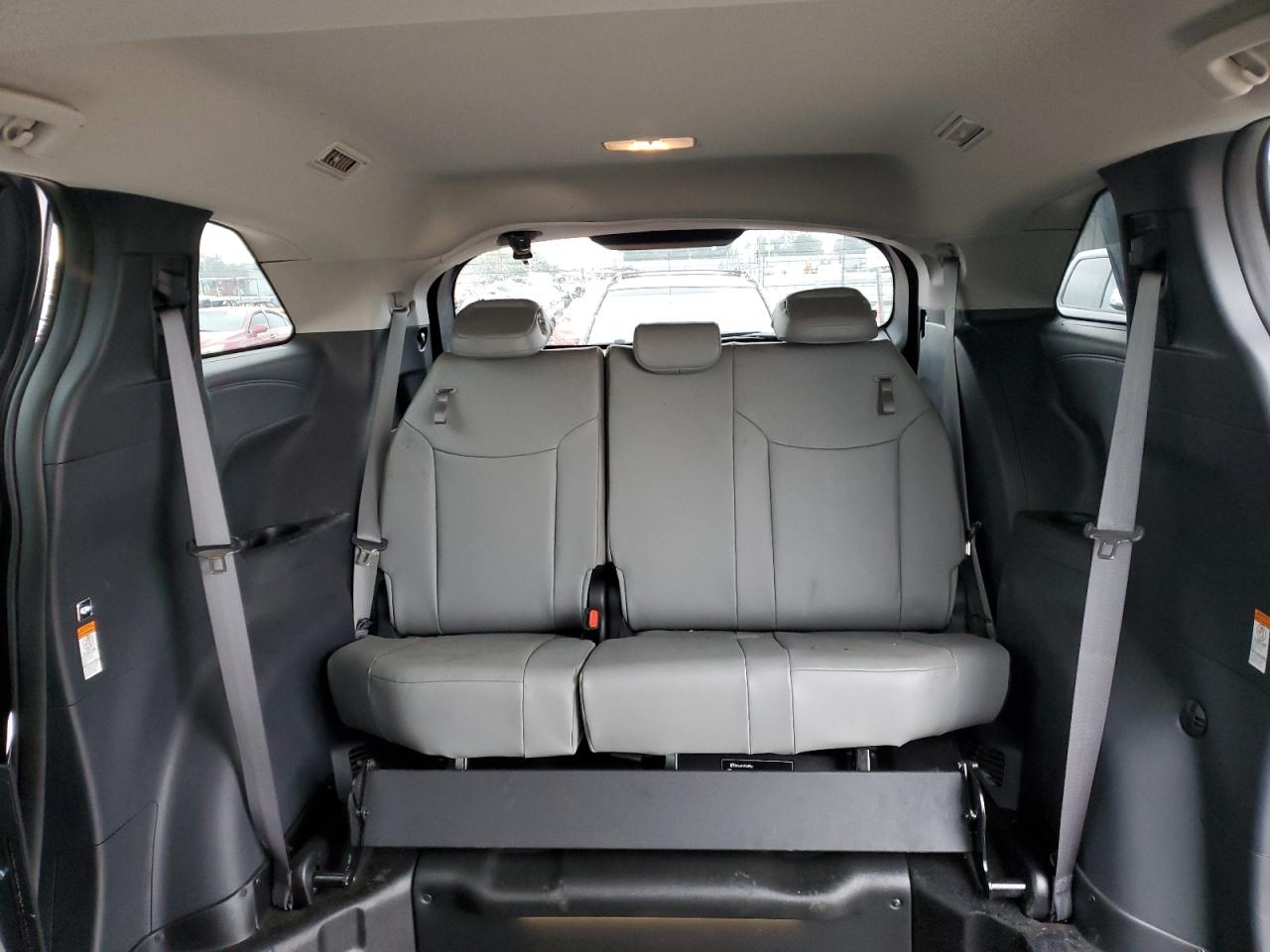 2025 Toyota Sienna Xle VIN: 5TDYRKEC5SS225554 Lot: 64863805