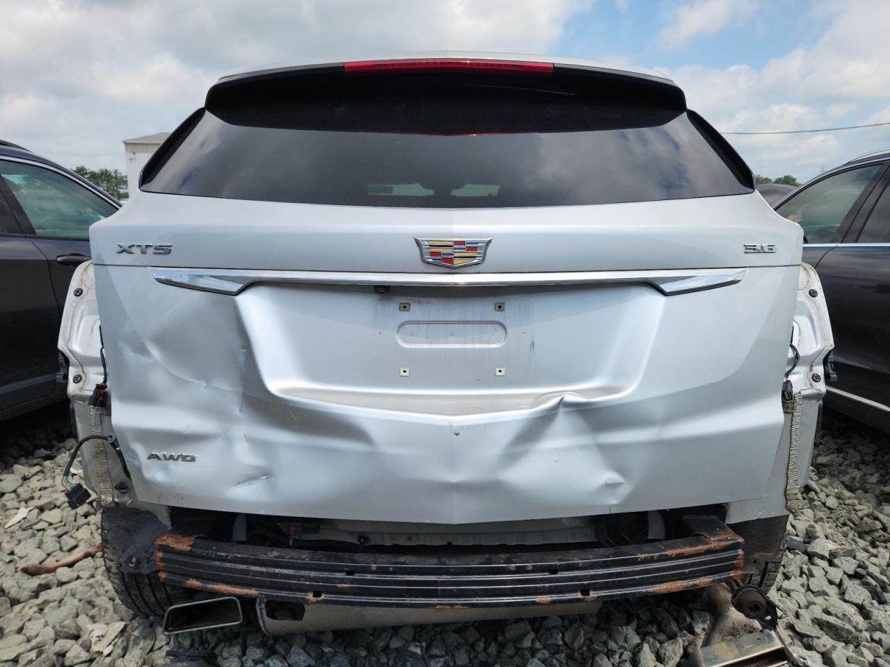 2018 Cadillac Xt5 Luxury VIN: 1GYKNDRSXJZ139758 Lot: 64026905