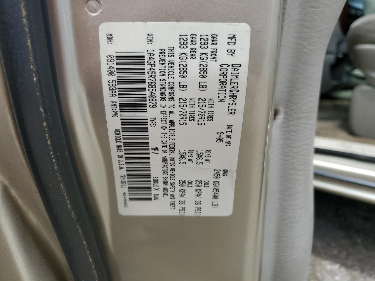 2006 Chrysler Town & Country VIN: 1A4GP45R76B540879 Lot: 64269145