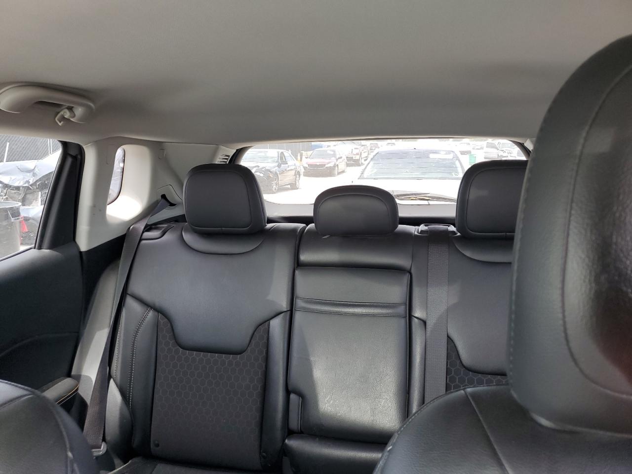 2019 Jeep Compass Latitude VIN: 3C4NJCBB5KT815058 Lot: 63773995