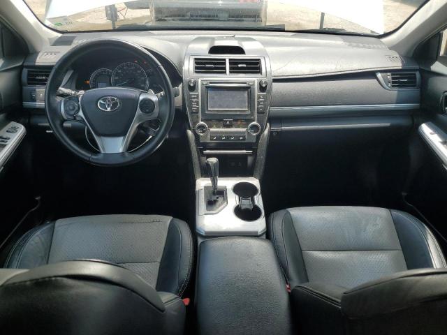  TOYOTA CAMRY 2014 Srebrny