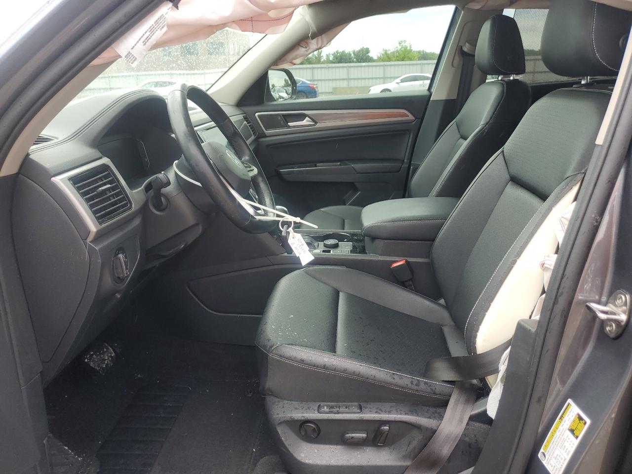 1v2br2ca5mc500866 1V2BR2CA5MC500866 2021 Volkswagen Atlas Sel