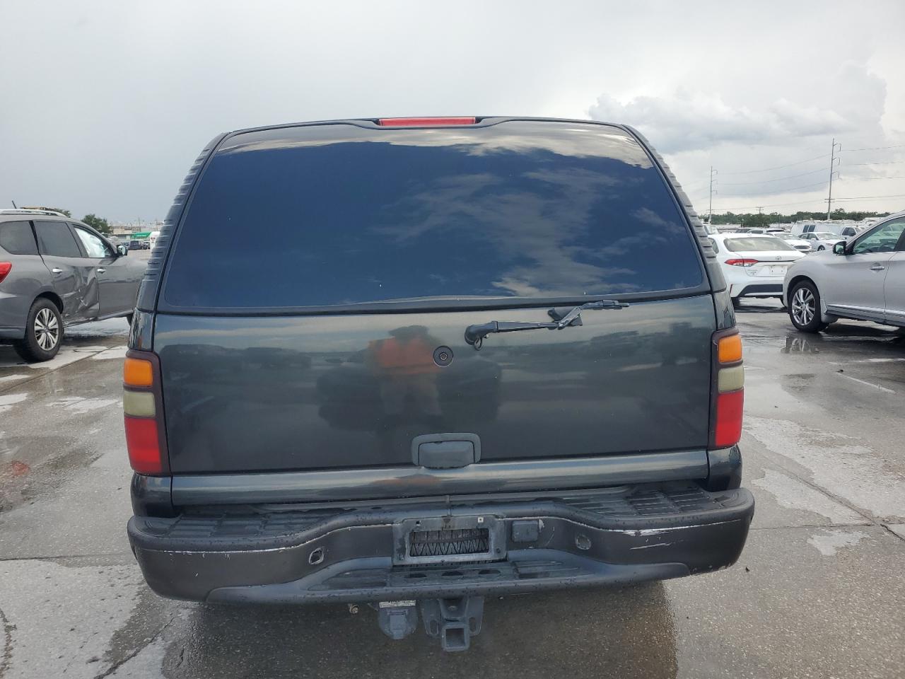 2004 Chevrolet Tahoe C1500 VIN: 1GNEC13Z74R157840 Lot: 63622095