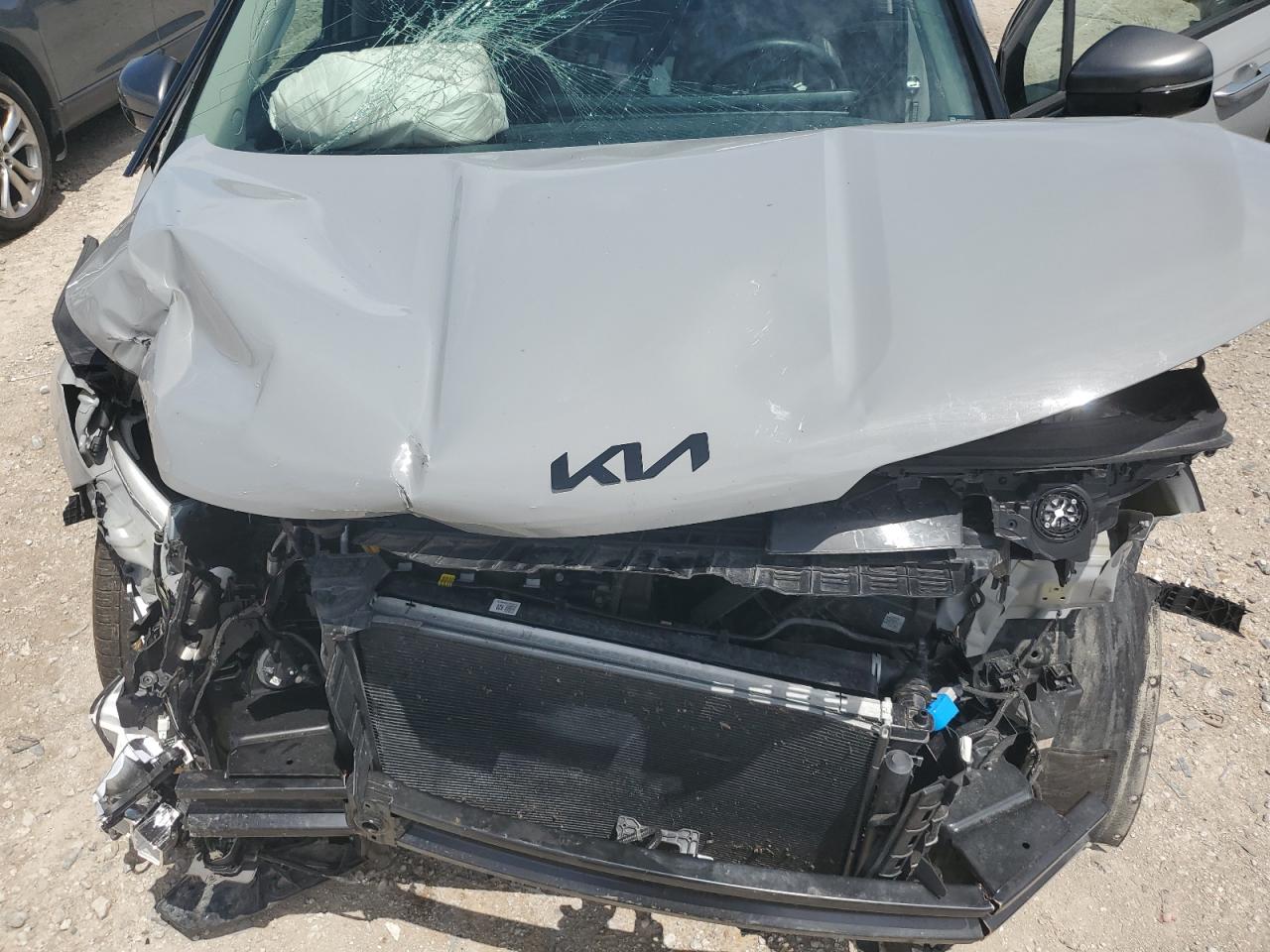 2025 Kia Carnival Sx VIN: KNDNE5K35S6515023 Lot: 63012515