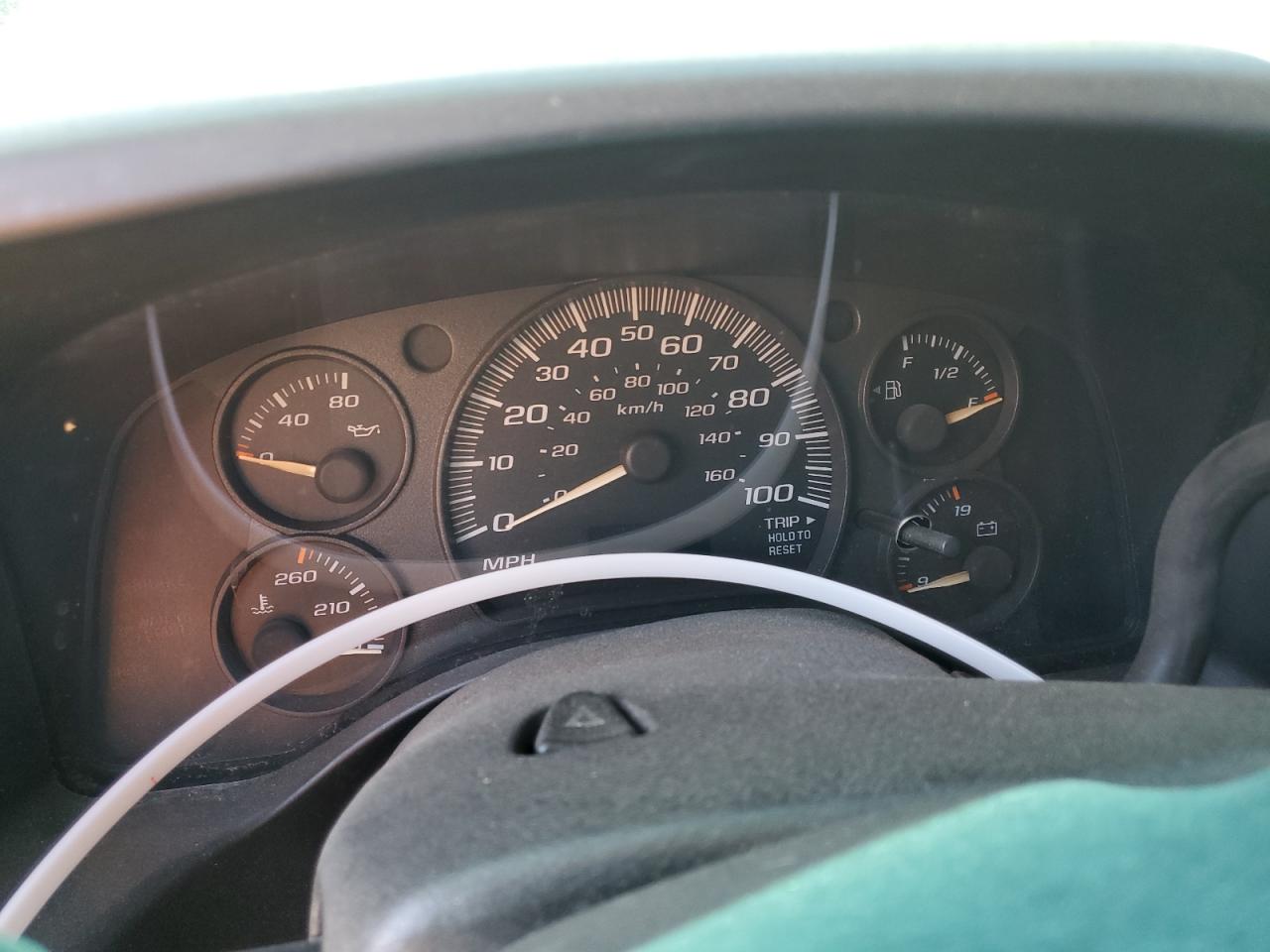 2005 Chevrolet Express G2500 VIN: 1GCGG25V451252281 Lot: 63248535