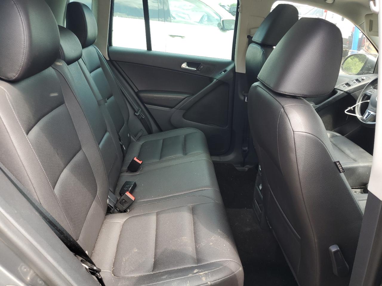 2015 Volkswagen Tiguan S VIN: WVGAV7AX3FW609305 Lot: 63859415