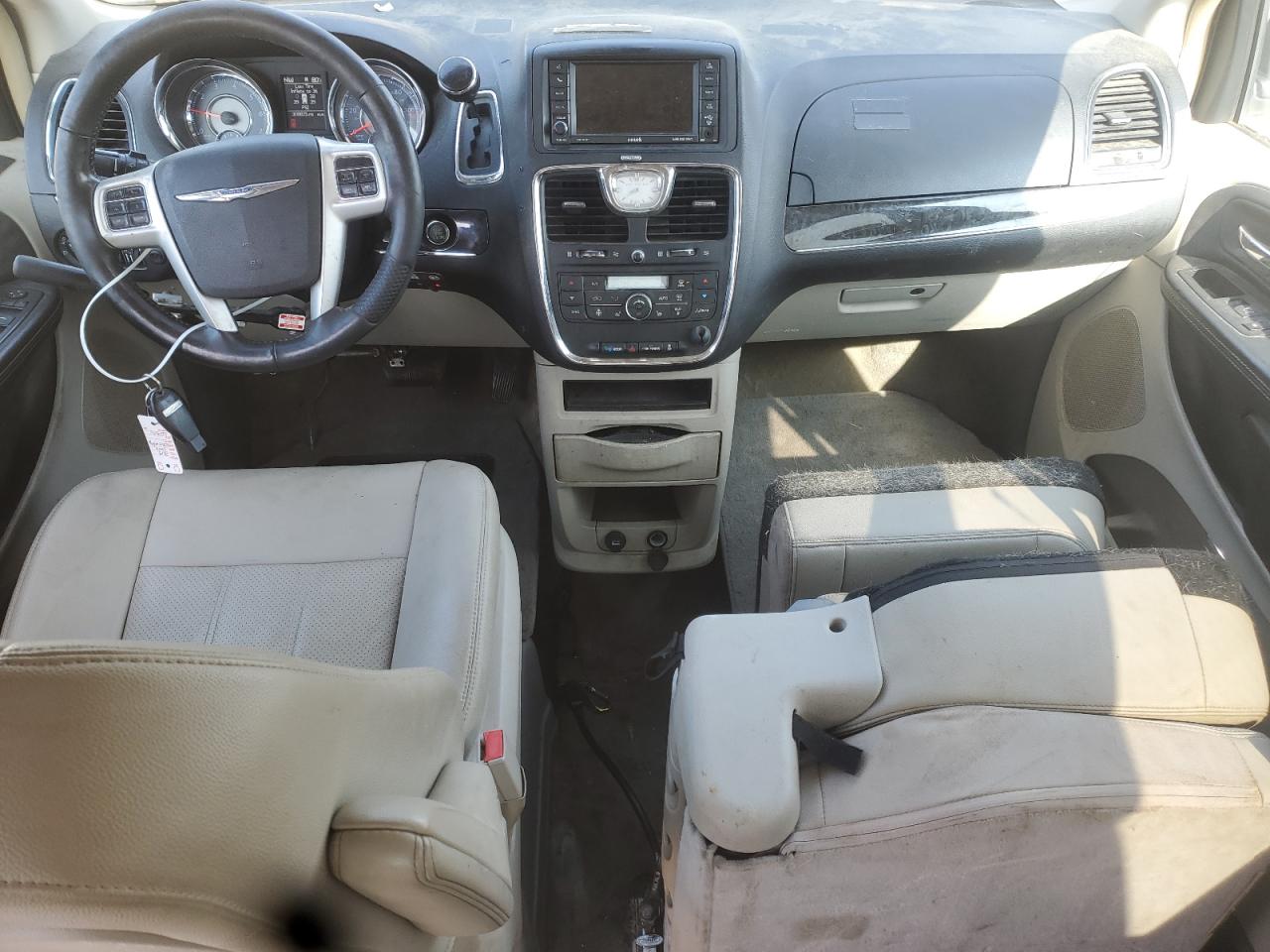2015 Chrysler Town & Country Touring L VIN: 2C7WC1CG1FR535145 Lot: 64479955