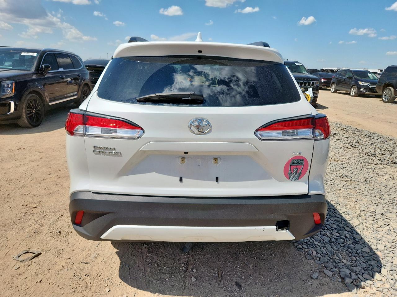 2023 Toyota Corolla Cross Le VIN: 7MUCAAAG1PV041584 Lot: 64007485
