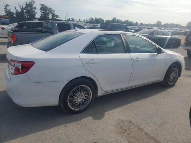 Sedans TOYOTA CAMRY 2014 Biały