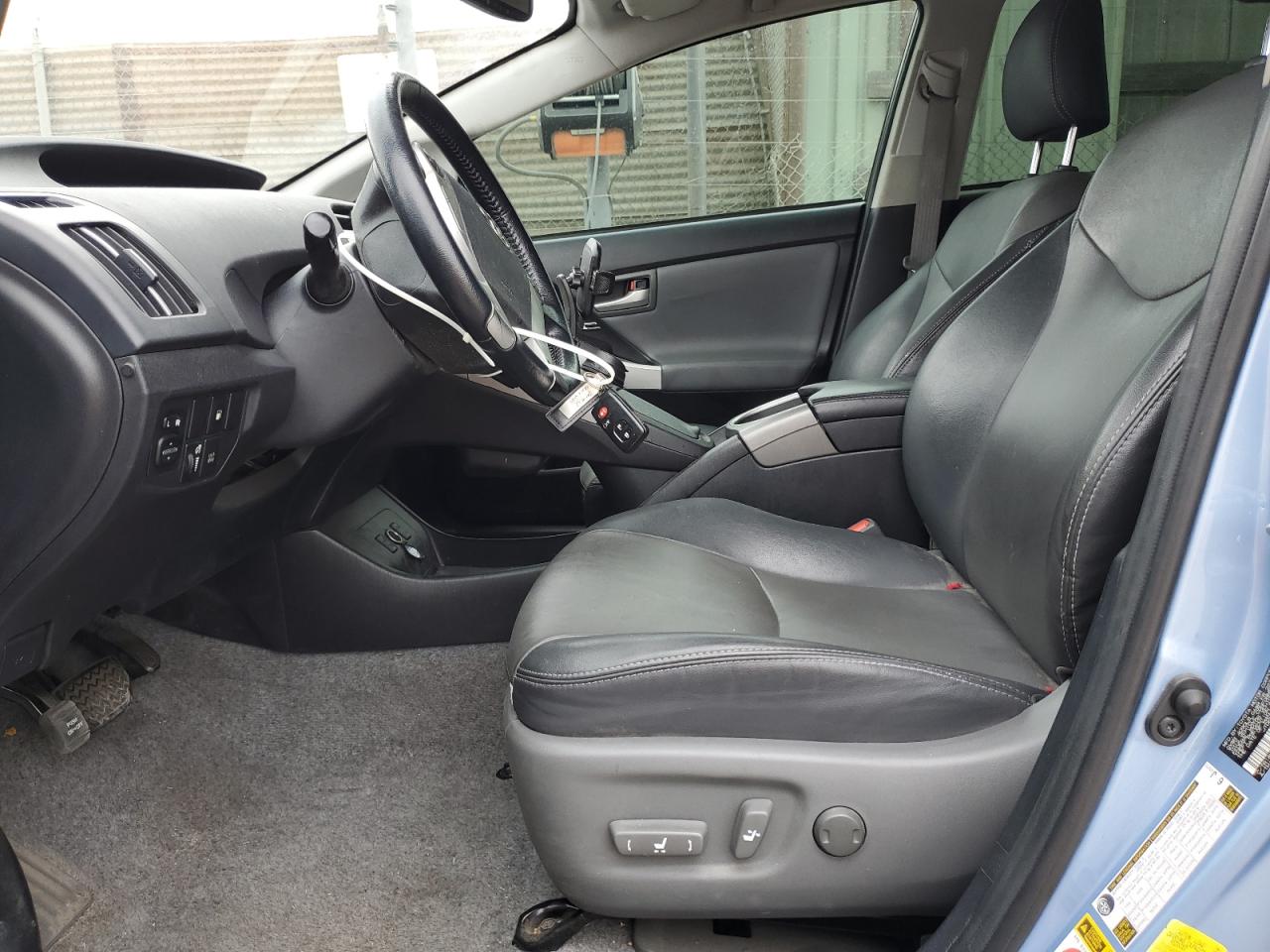 2015 Toyota Prius Plug-In VIN: JTDKN3DP7F3075451 Lot: 65999355