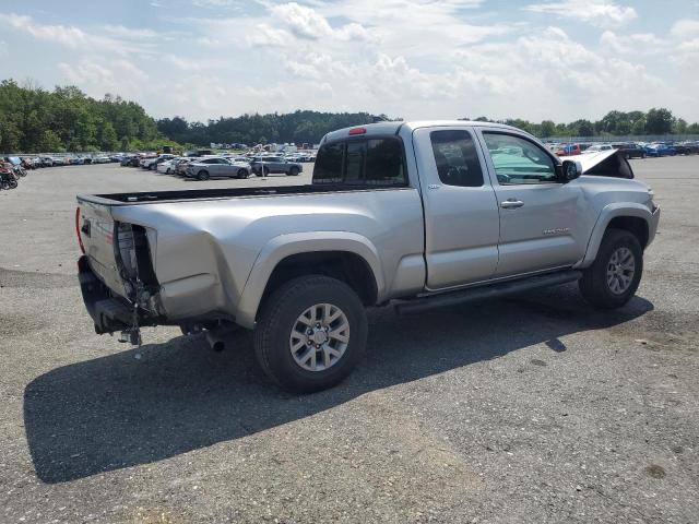  TOYOTA TACOMA 2019 Srebrny