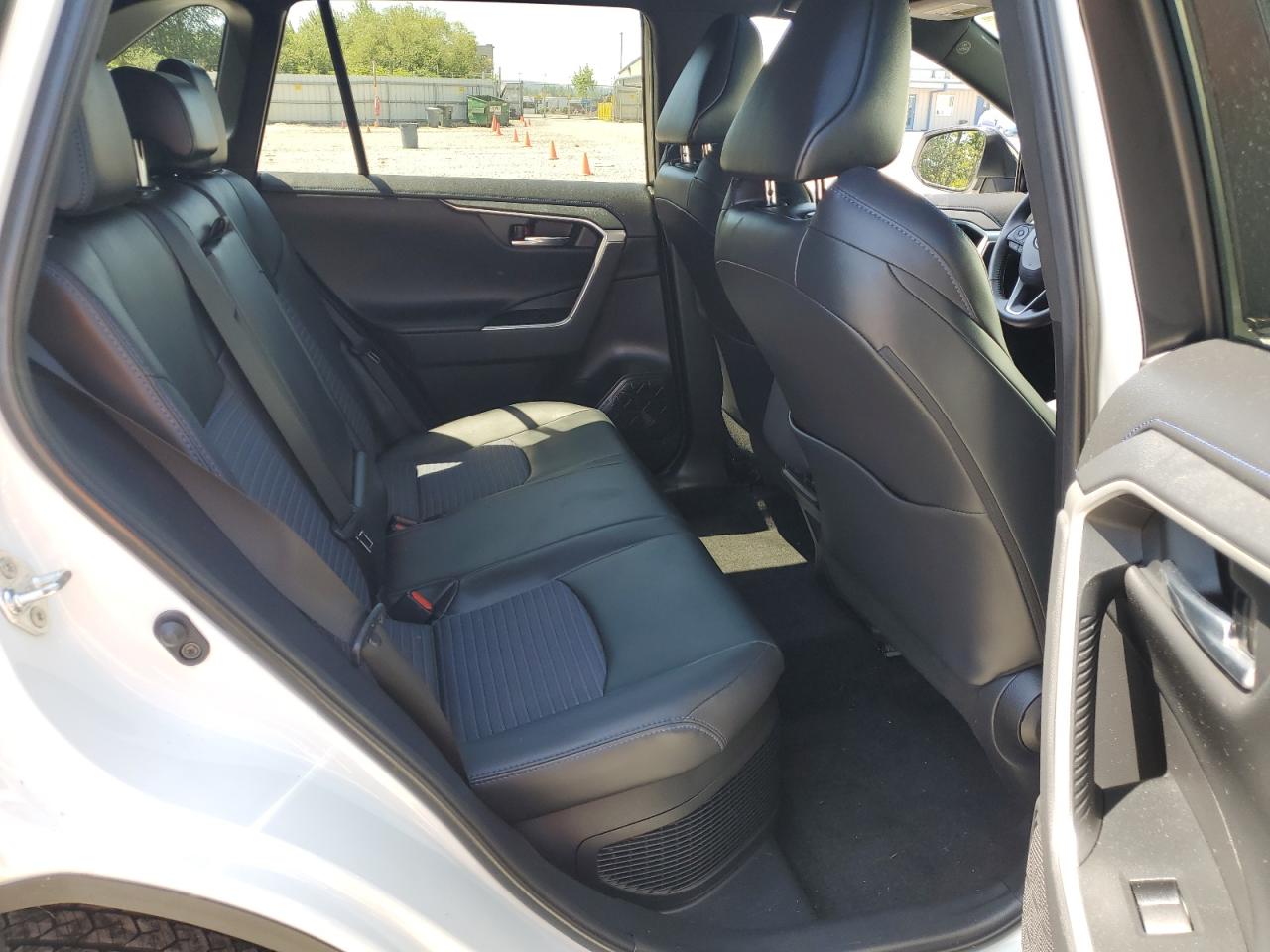 2020 Toyota Rav4 Xse VIN: 2T3EWRFV0LW064731 Lot: 65288015