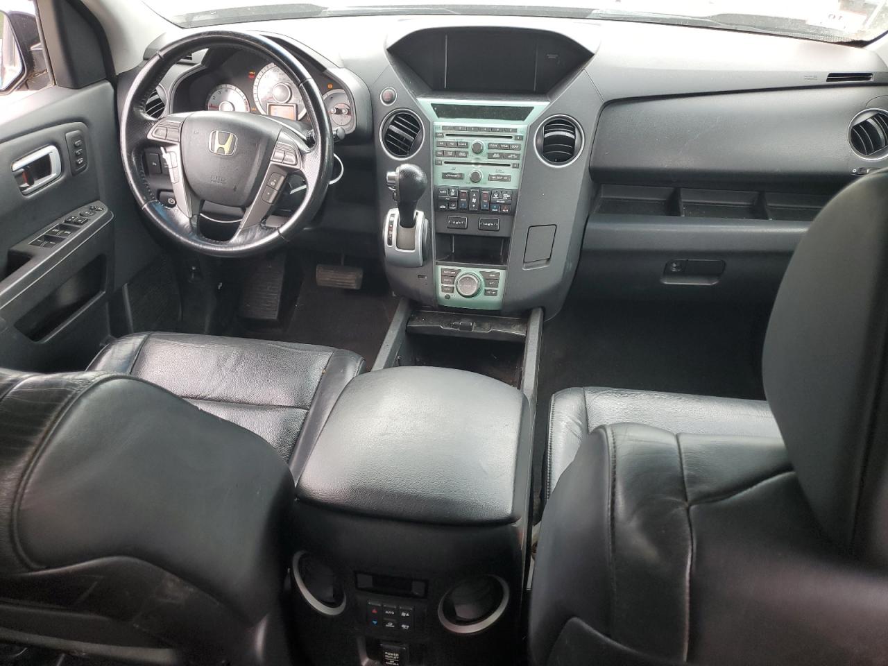 2010 Honda Pilot Touring VIN: 5FNYF4H91AB004993 Lot: 60735785