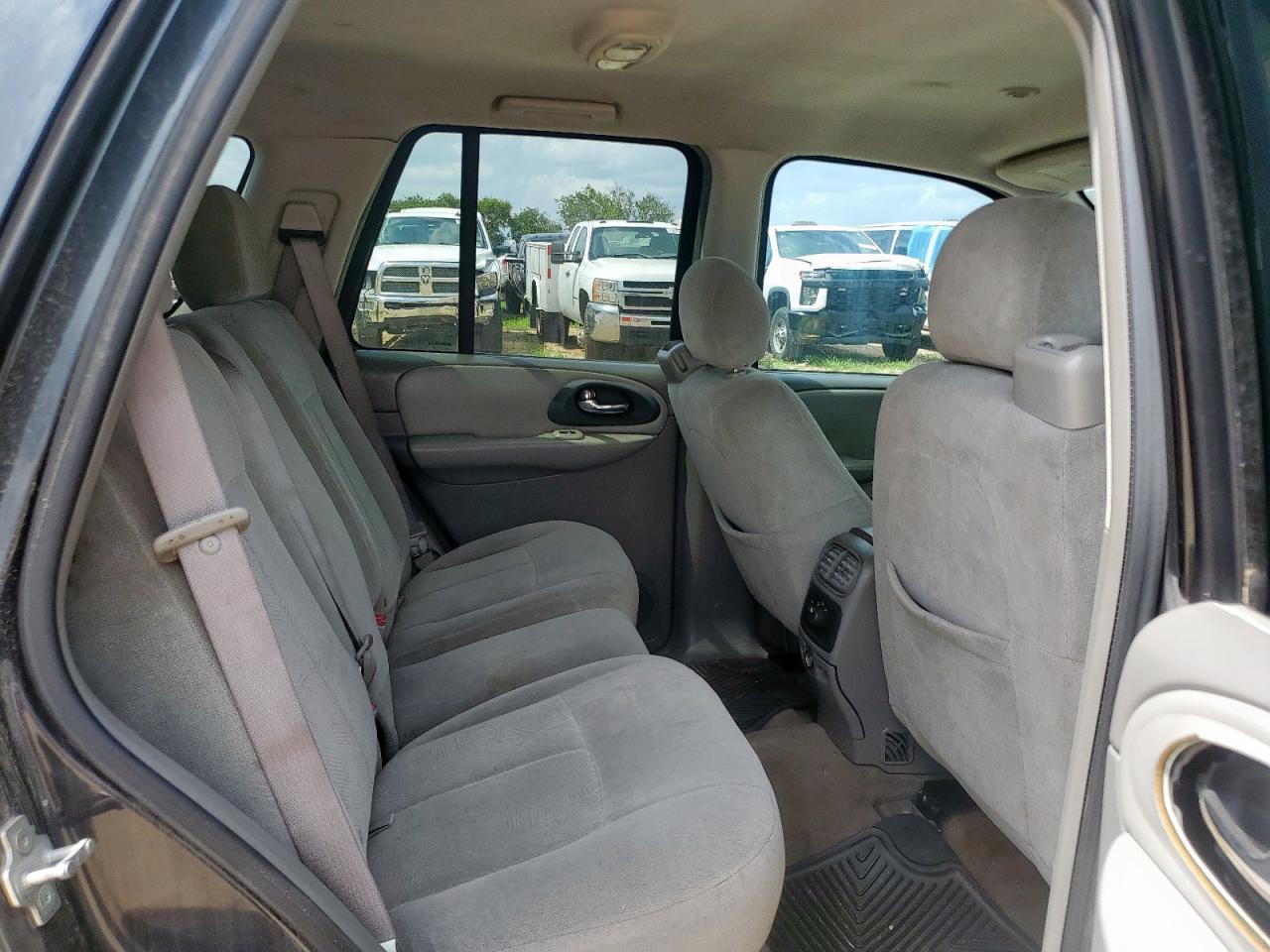 2005 Chevrolet Trailblazer Ls VIN: 1GNDS13S552101925 Lot: 63481365