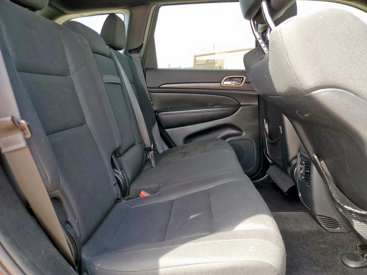 2014 Jeep Grand Cherokee Laredo VIN: 1C4RJEAGXEC274647 Lot: 65058805