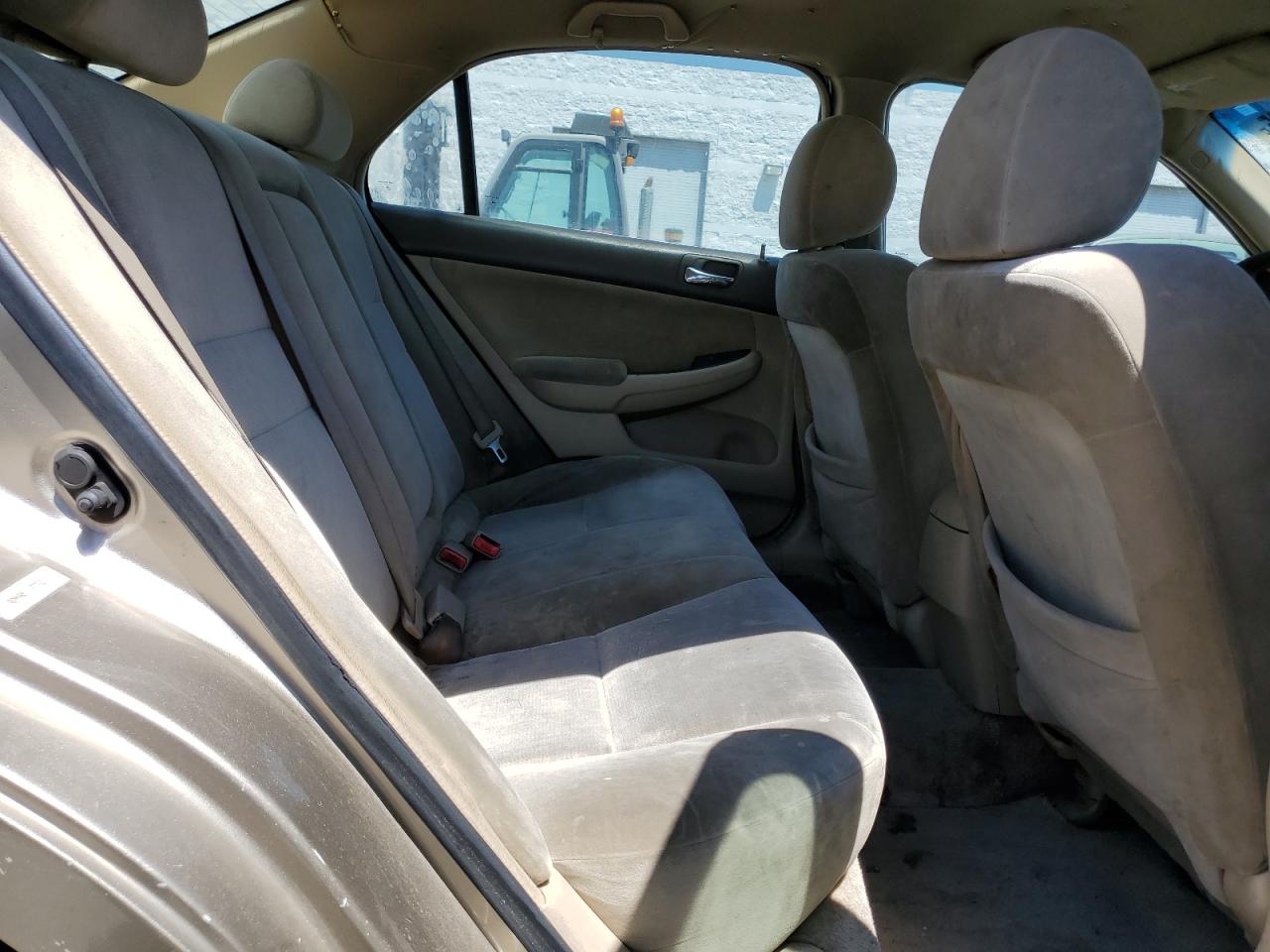2005 Honda Accord Lx VIN: 3HGCM56435G702813 Lot: 63872295