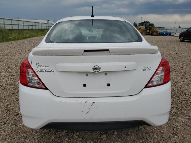  NISSAN VERSA 2016 White