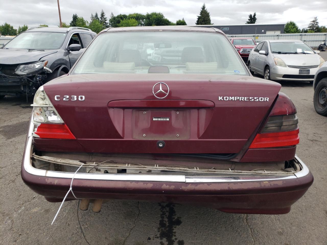 1999 Mercedes-Benz C 230 VIN: WDBHA24G7XA659733 Lot: 64142935