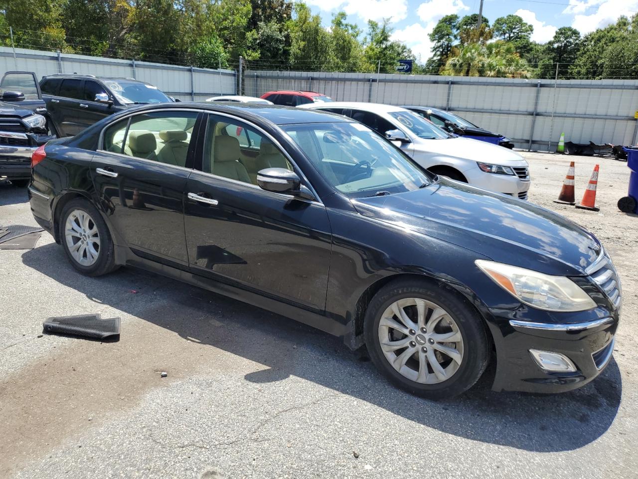 2013 Hyundai Genesis 3.8L VIN: KMHGC4DD5DU246241 Lot: 65577395