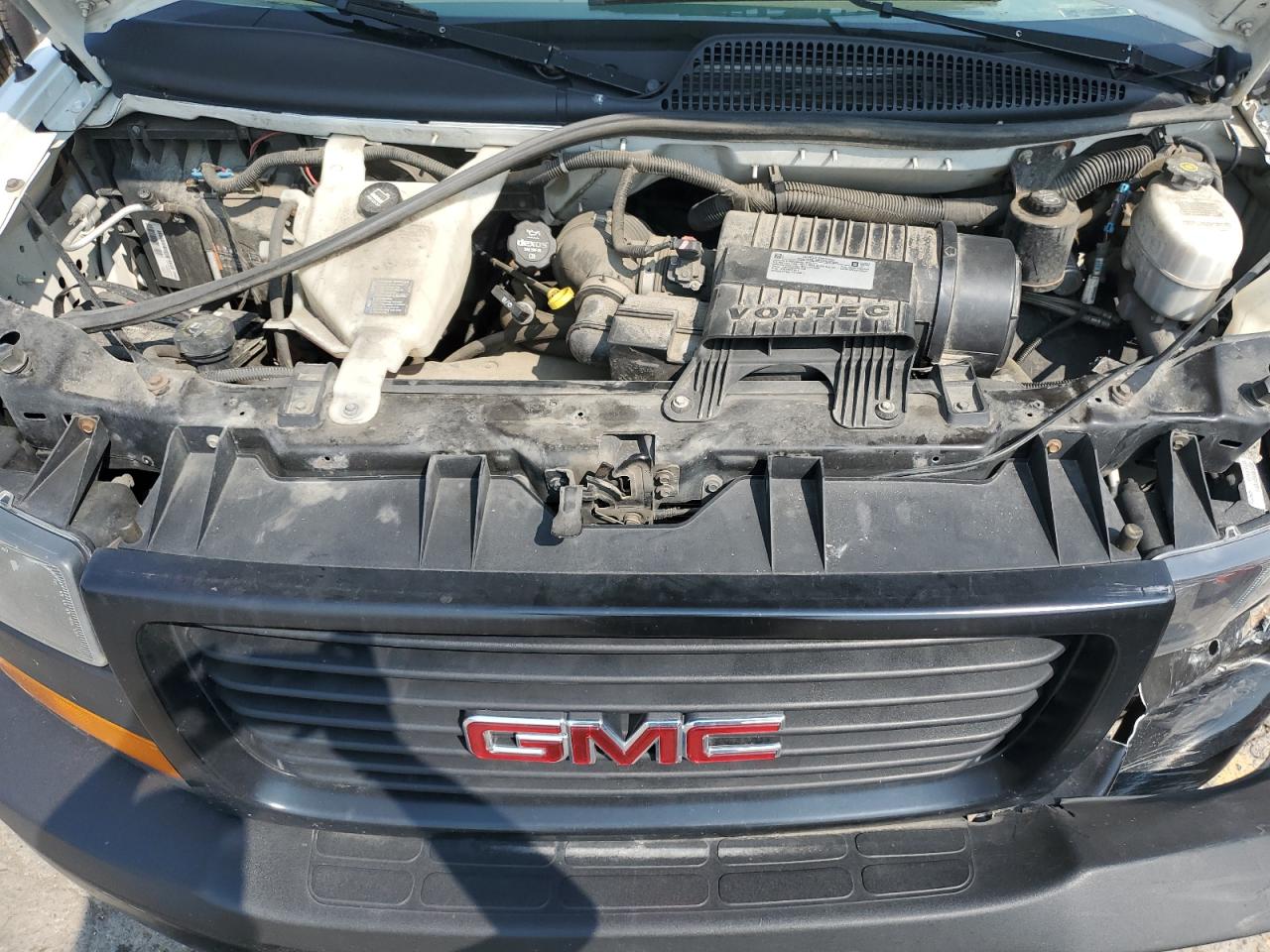 2018 GMC Savana G2500 VIN: 1GTW7AFG6J1330527 Lot: 63425045