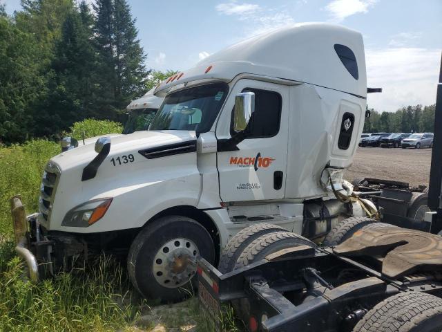 2019 FREIGHTLINER CASCADIA 126   