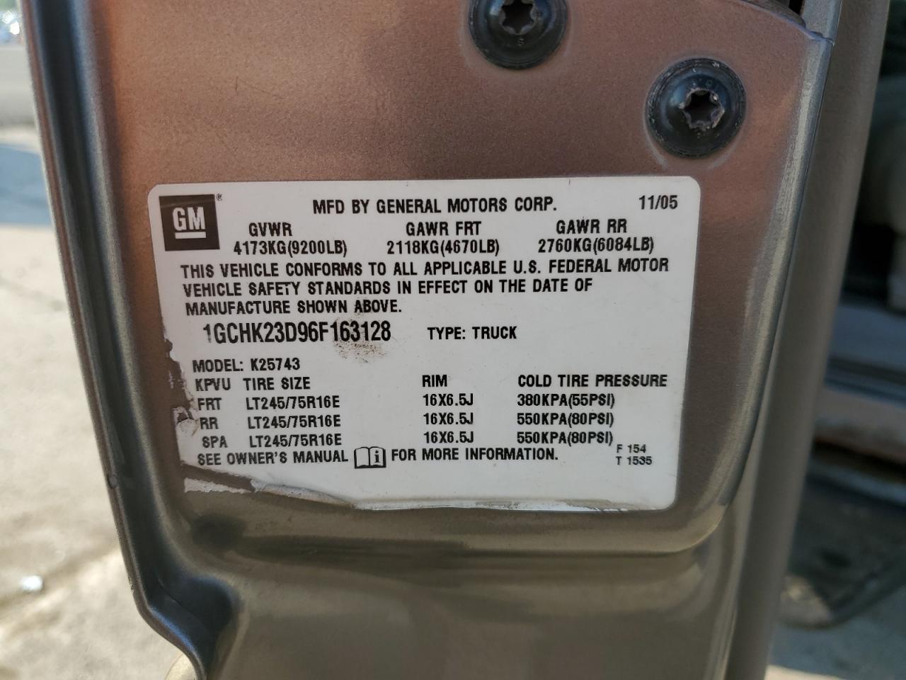2006 Chevrolet Silverado K2500 Heavy Duty VIN: 1GCHK23D96F163128 Lot: 64795485