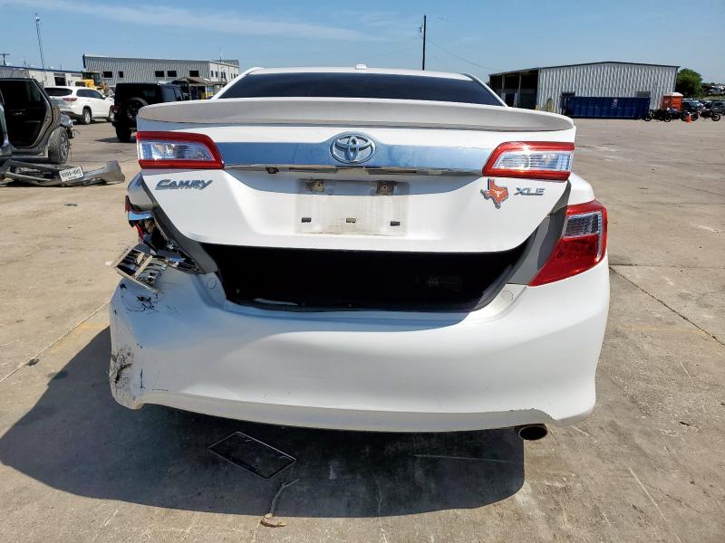  TOYOTA CAMRY 2014 White