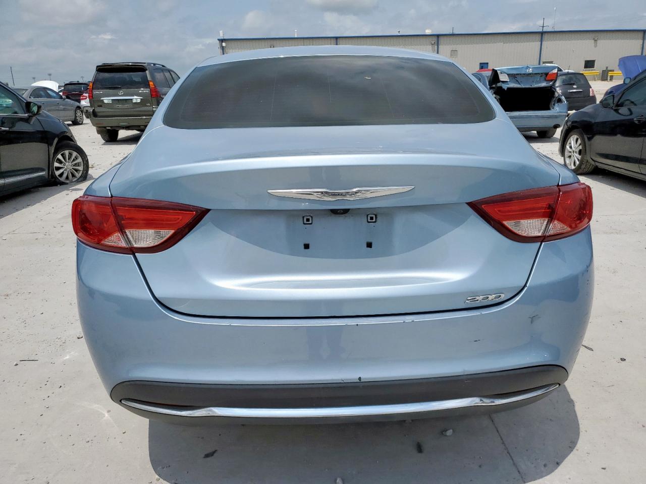 2015 Chrysler 200 Limited VIN: 1C3CCCAB4FN712890 Lot: 63996515