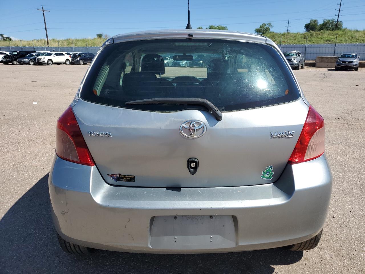 2008 Toyota Yaris VIN: JTDJT923885194038 Lot: 63924575