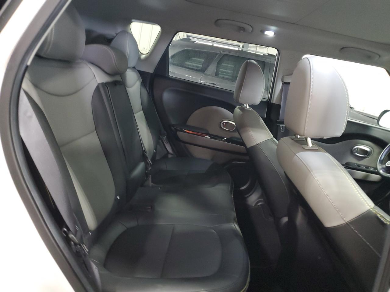 2016 Kia Soul + VIN: KNDJP3A55G7295870 Lot: 64598995