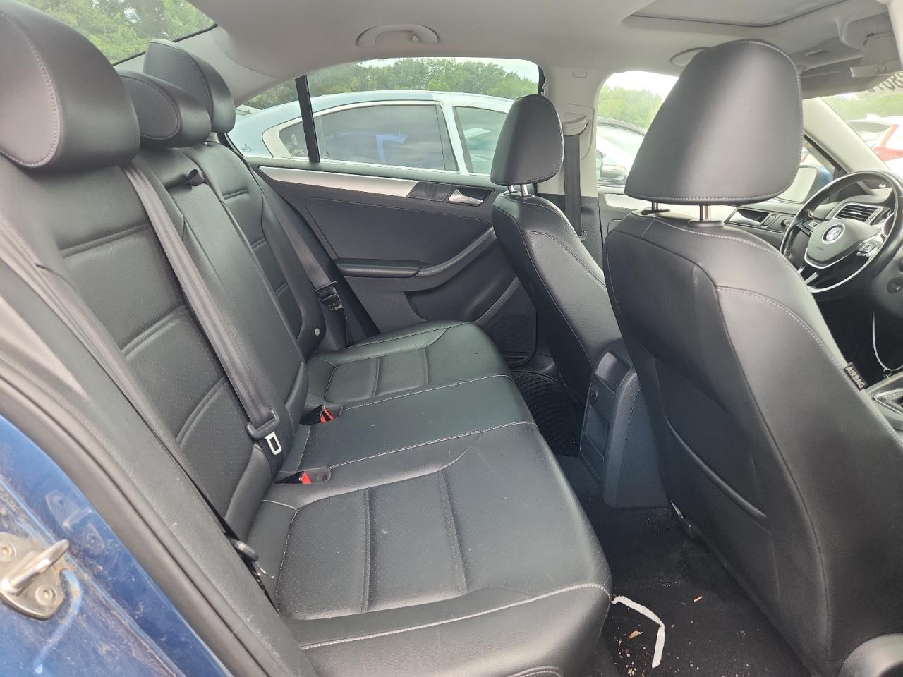 2018 Volkswagen Jetta Sel VIN: 3VWL17AJ5JM216996 Lot: 65238675