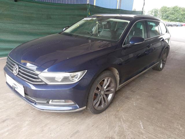 VOLKSWAGEN PASSAT GT 2016
