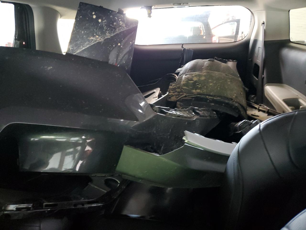 2023 Kia Carnival Lx VIN: KNDNB4H39P6192595 Lot: 62840115