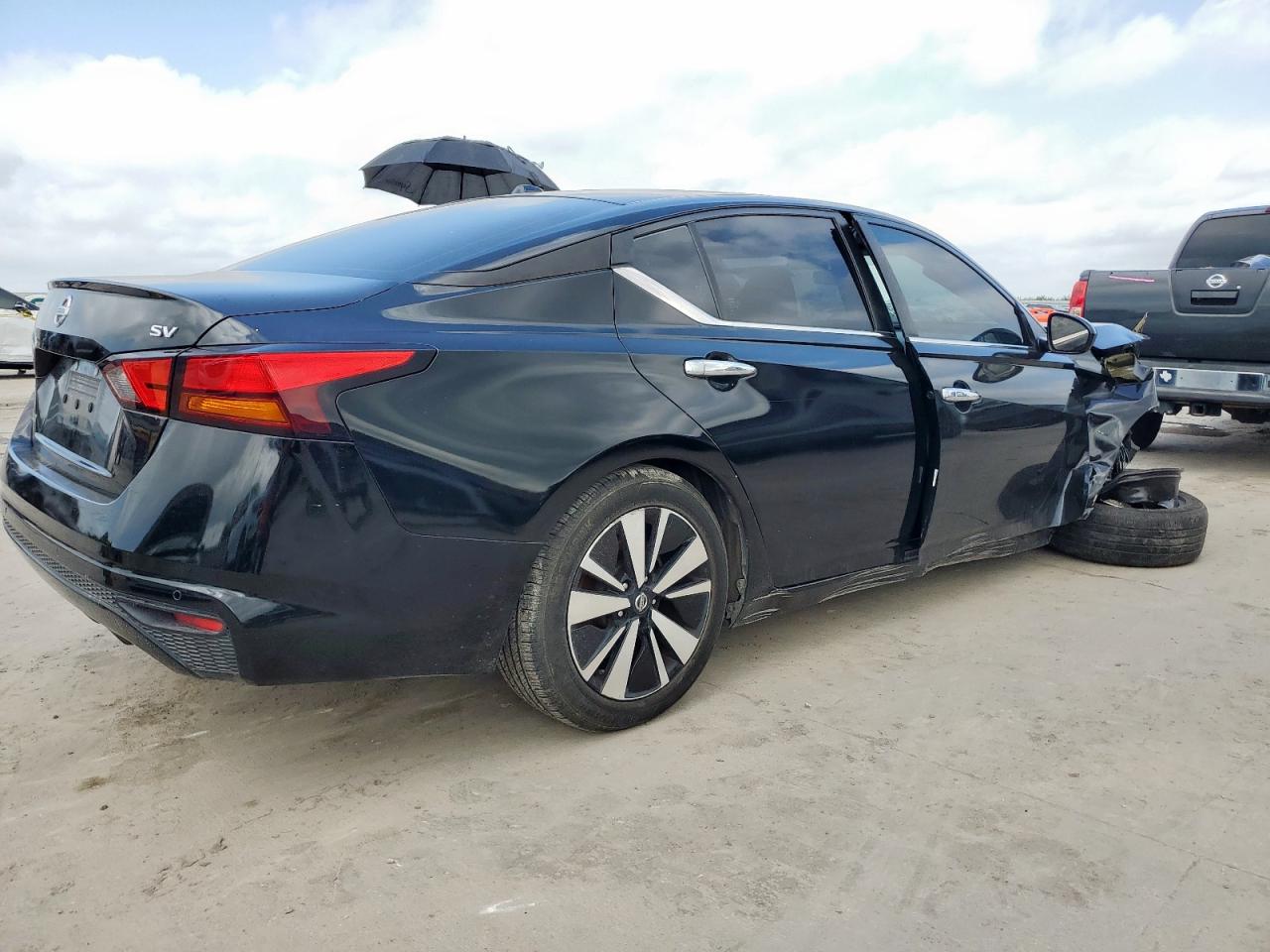 2021 Nissan Altima Sv VIN: 1N4BL4DV8MN375775 Lot: 65143585