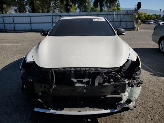  INFINITI Q60 2021 White