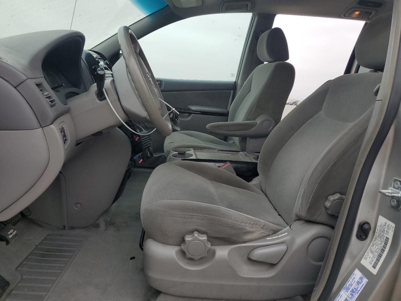 2004 Toyota Sienna Ce VIN: 5TDZA23C74S097819 Lot: 64989265