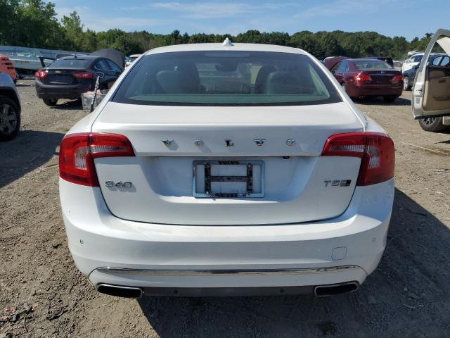  VOLVO S60 2016 White