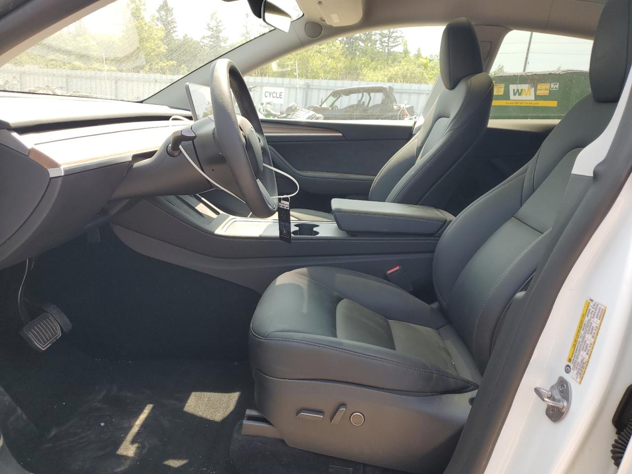 2025 Tesla Model Y VIN: 7SAYGDEE0SF283002 Lot: 62846325